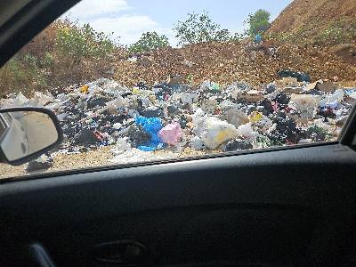 نفايات متوسطة الحجم