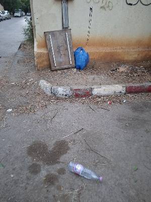 نفايات متوسطة الحجم