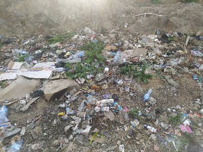 نفايات متوسطة الحجم